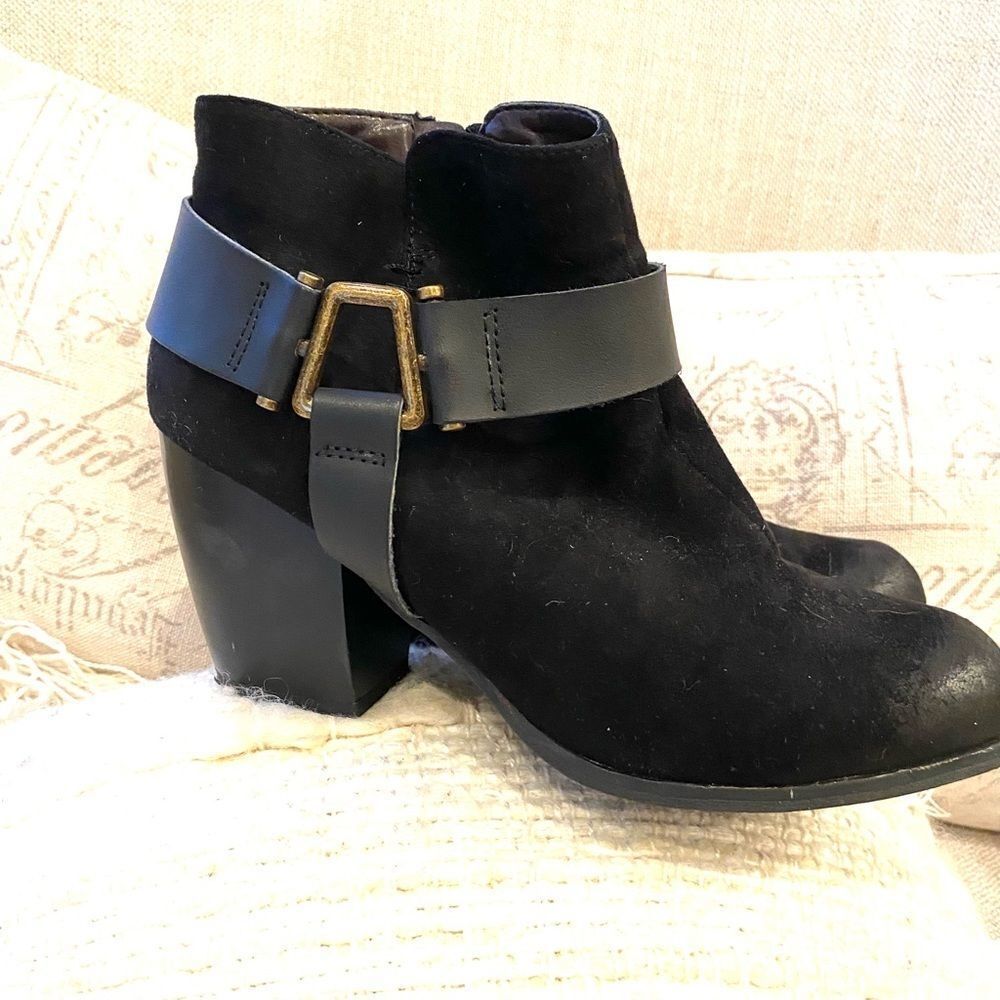 Qupid Women’s Ankle Boot Black